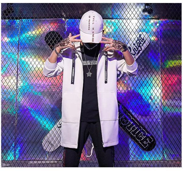 Men's casual hooded bomber jacket in lightweight polyester, perfect for transitional weather and stylish everyday wear.