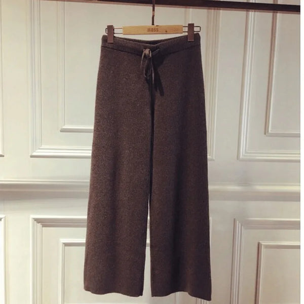 Luxe cashmere blend wide-leg pants for women, featuring a high waist, soft fabric, and comfortable elastic waistband.