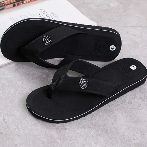 Lightweight summer sandals with ergonomic men's fit