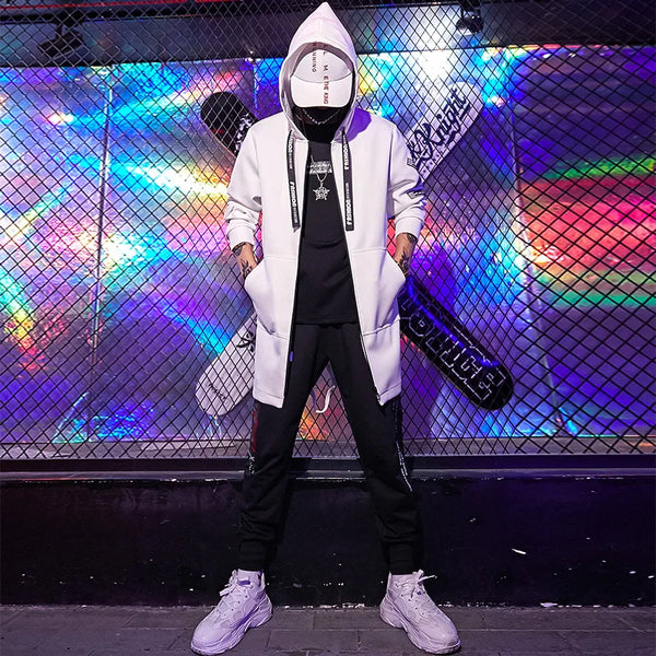 Men's casual hooded bomber jacket in lightweight polyester, perfect for transitional weather and stylish everyday wear.