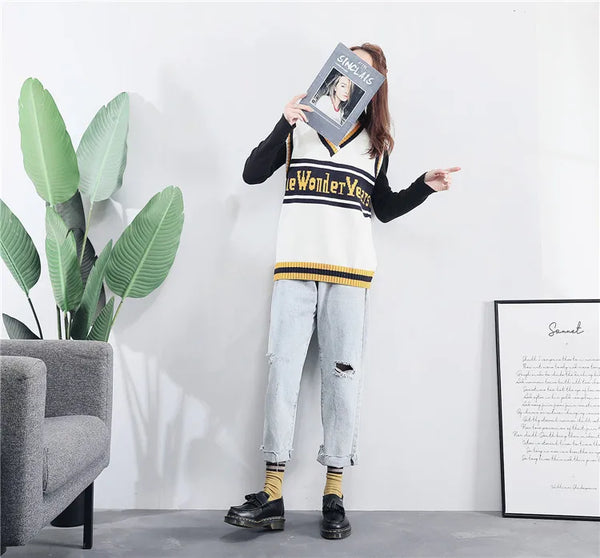 Black tassel loafers with a timeless design for stylish men.