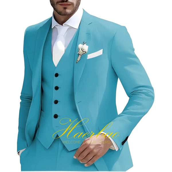 Elegant 3-piece men's suit for weddings, featuring a slim fit, single-breasted jacket, and pleated pants for formal events.