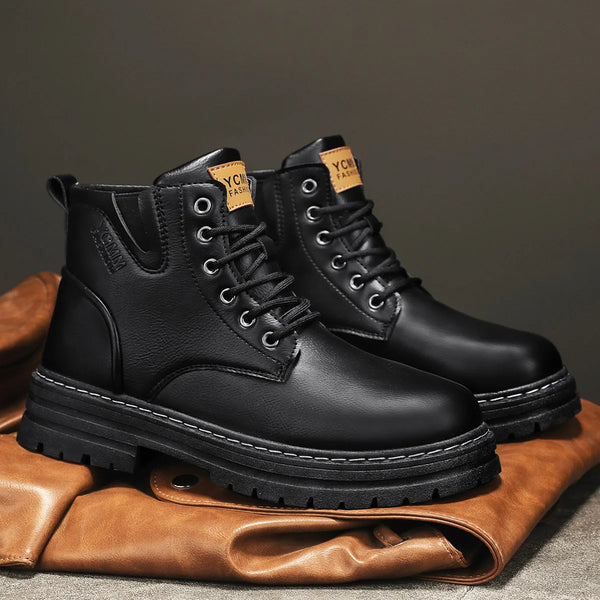 Men's Urban Trailblazer Boots featuring elastic band closures for easy on and off.