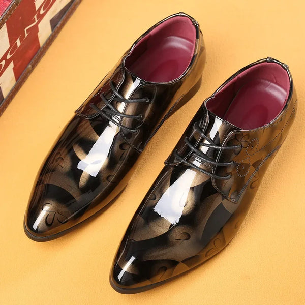 Elegant floral men's Oxford dress shoes in black with a lace-up closure.