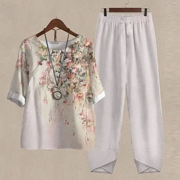 Easy care floral ensemble that looks stunning all day long.