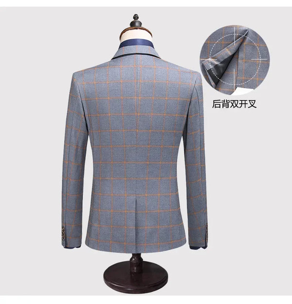 Smart casual suit with a modern slim fit, ideal for both business attire and event apparel.