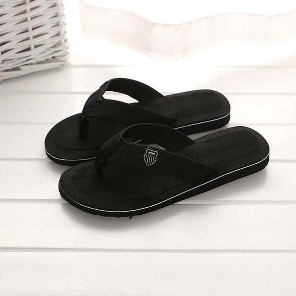 Comfortable men's flip flops with cloud-like cushioning