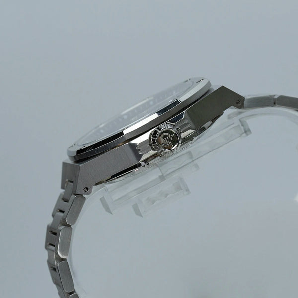 Durable 316L stainless steel AJUT watch with water resistance up to 50 meters.