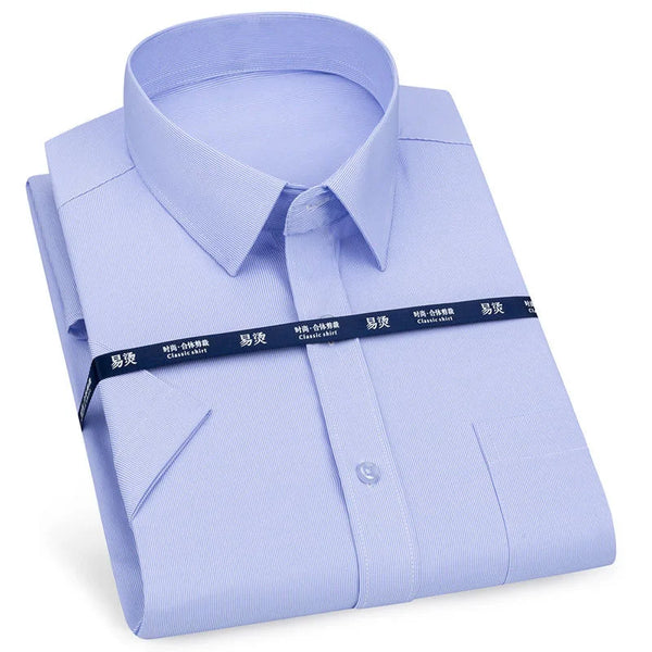 Short sleeve plaid shirt in premium broadcloth with anti-wrinkle technology