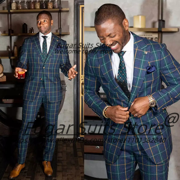 Elegant plaid men's suit 2-piece set in premium polyester for weddings and events.