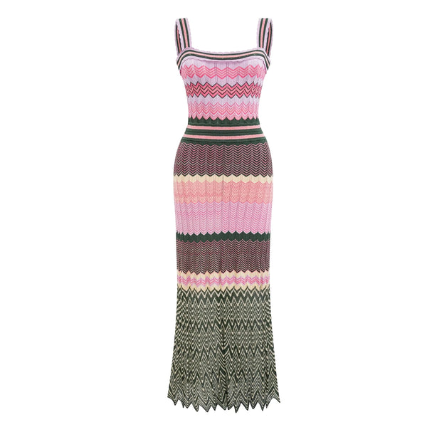 Zigzag maxi dress in vibrant colors, made from high-quality viscose for comfort and elegance.