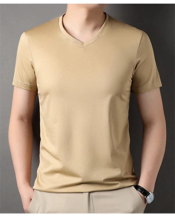 Men's elegant v-neck shirt in breathable blend