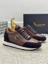 Elegant black leather loafers for men, crafted for durability.