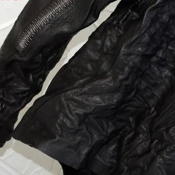 Stylish stand collar of HKSH handmade leather jacket, perfect for edgy fashion enthusiasts.