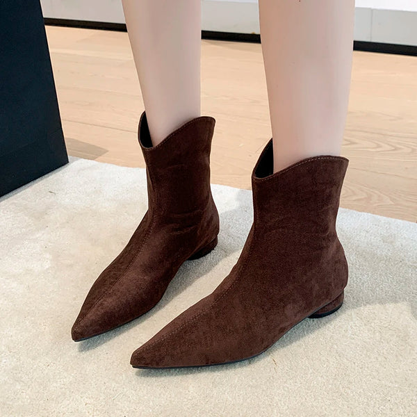 Chic women's ankle boots with low heel, flannel upper, zipper closure, perfect for spring and autumn, stylish and comfortable