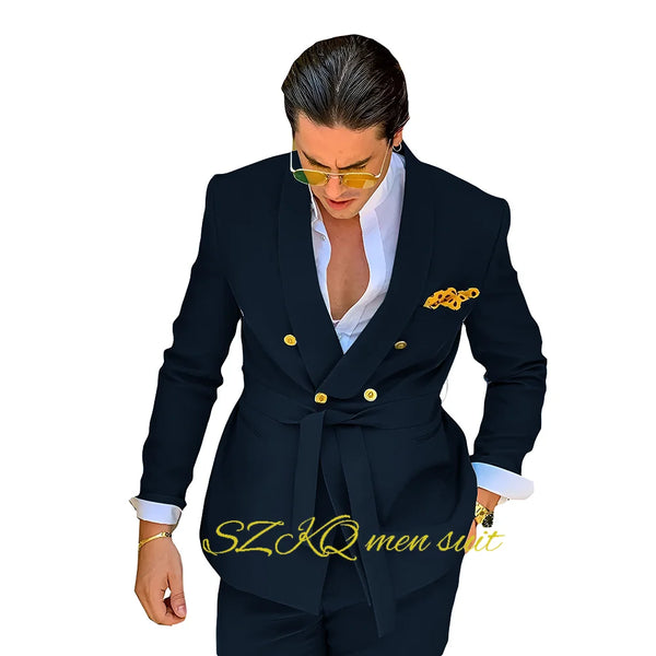 Elegant men's wedding suit featuring a double-breasted jacket and matching trousers, crafted from premium wool for comfort.