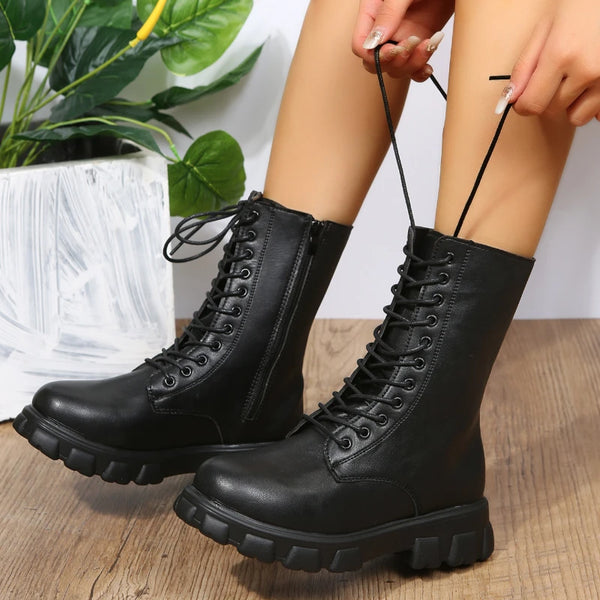 Chic white ankle boots with chunky heel, lace-up closure, and durable PU leather for stylish fall/winter outfits.
