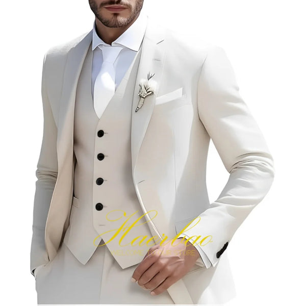 Elegant 3-piece men's suit for weddings, featuring a slim fit, single-breasted jacket, and pleated pants for formal events.