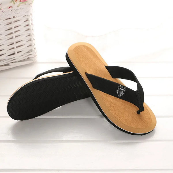 Men's summer essentials flip flops in classic design