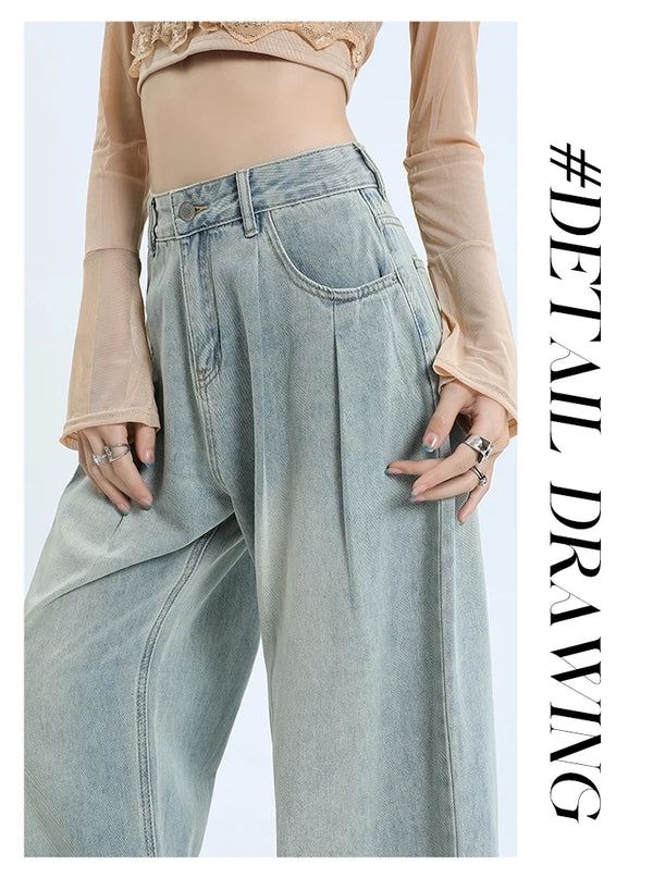 High-waist pleated wide leg jeans for women in premium cotton, offering comfort and vintage-inspired style for any occasion.