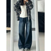 High-waist straight leg jeans in premium denim with authentic early 2000s street style aesthetic