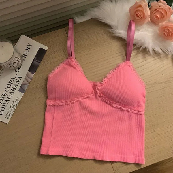 Versatile women's camisole with elegant lace trim and stretchy nylon fabric