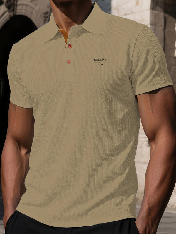 Short-sleeved men's polo in versatile design for casual occasions