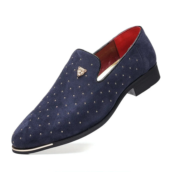 Elegant loafers for men, designed to blend comfort with sophisticated style.