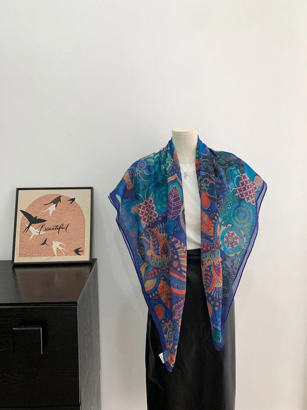 Elegant vintage scarf, crafted from lightweight polyester for all-day comfort.