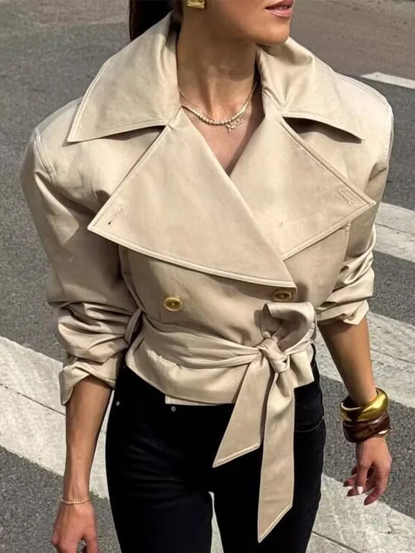 Sophisticated polyester trench coat with double-breasted front design