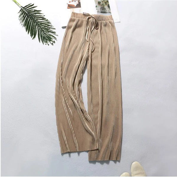 Chic wide leg summer pants for women in ice silk, pleated design, perfect for casual outings and warm weather comfort.