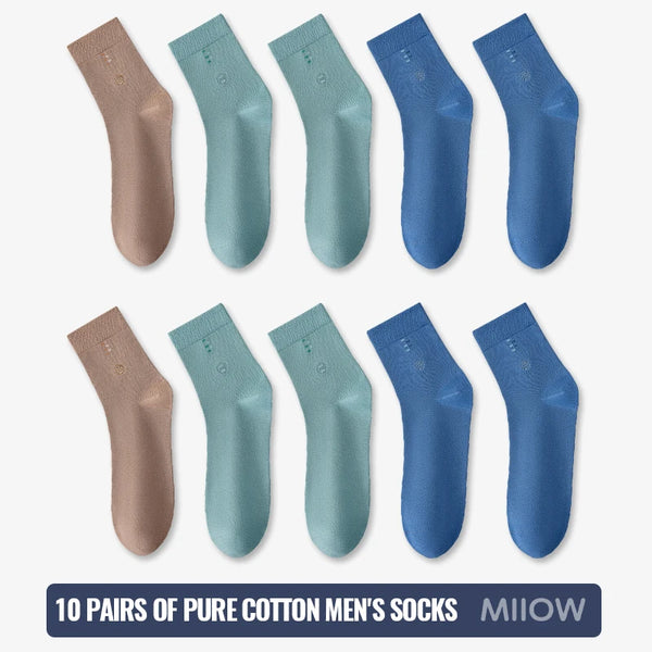 Antibacterial Seamless Comfort Socks in grey, designed to keep feet odor-free.