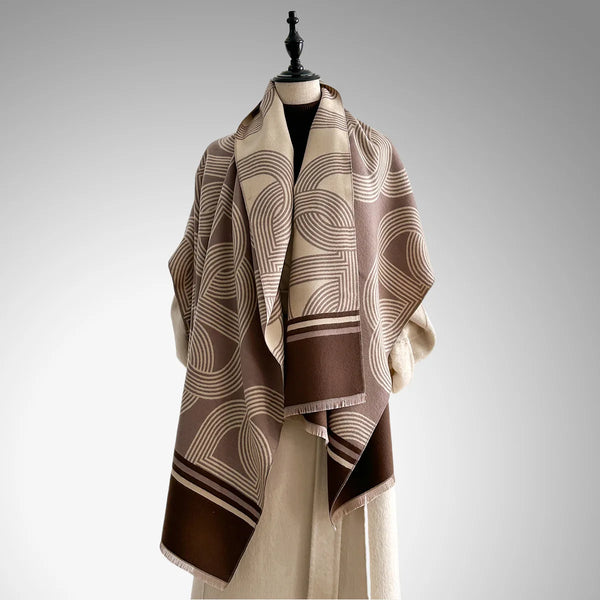 Elegant knit scarf in dual-tone, perfect for enhancing any outfit.