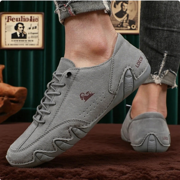 Men's versatile casual boots featuring breathable waterproof material and expert craftsmanship detailing