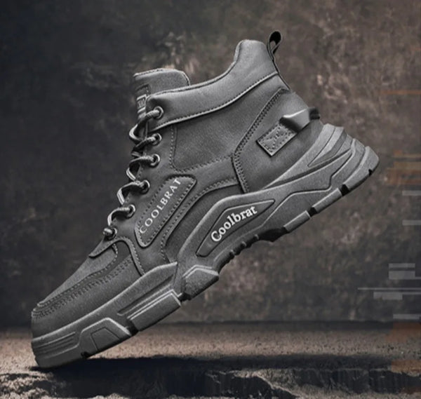 Detail shot of rubber outsole on Winter Vanguard boots for no-slip grip.