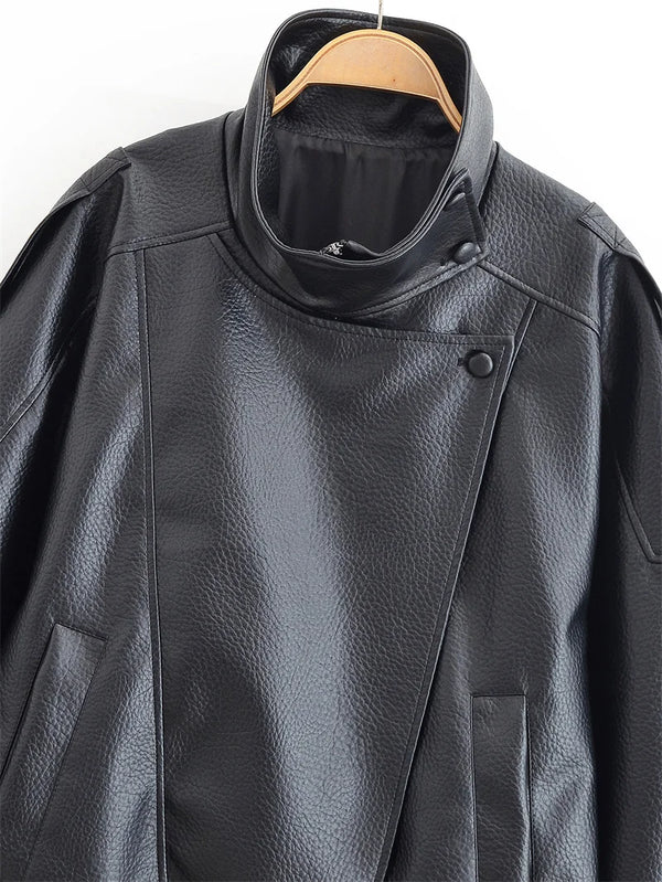 Chic black faux leather moto jacket for women, perfect for autumn evenings and stylish casual wear. Durable and fashionable.