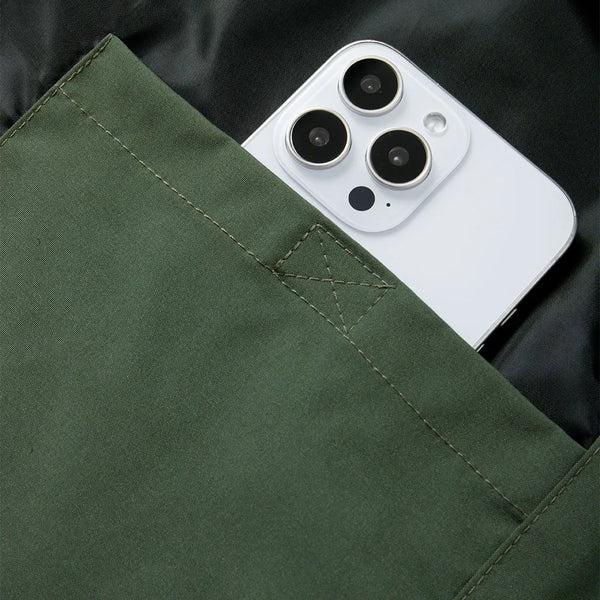 Men's hooded windproof jacket for outdoor sports, lightweight, breathable, perfect for autumn and winter adventures.