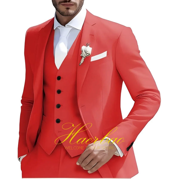 Elegant 3-piece men's suit for weddings, featuring a slim fit, single-breasted jacket, and pleated pants in premium fabric.