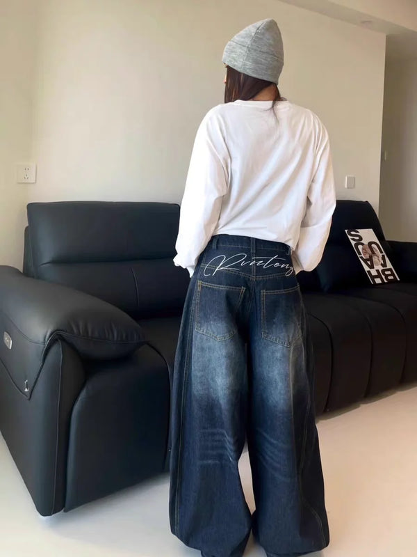 Cotton-polyester blend jeans with a hint of spandex for flexibility.