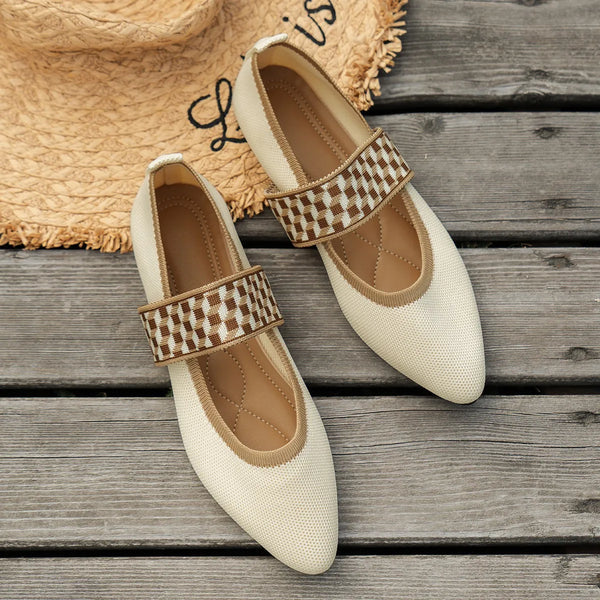 Pointed toe knitted loafers featuring elastic band security and all-season versatility