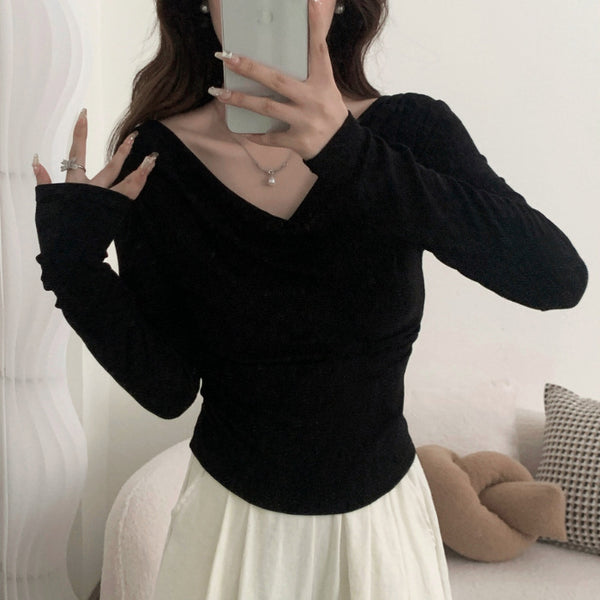 Chic One-Shoulder Women’s Top, Long Sleeve, Cold-Shoulder Style - Slim fit, lightweight polyester with unique splicing element. Versatile for casual to chic outings.