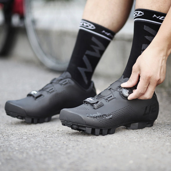 UPLINE U2 Road Bike Lock Shoes - Mountain Biking Performance Footwear with Microfiber Upper and Glass Fiber Sole.