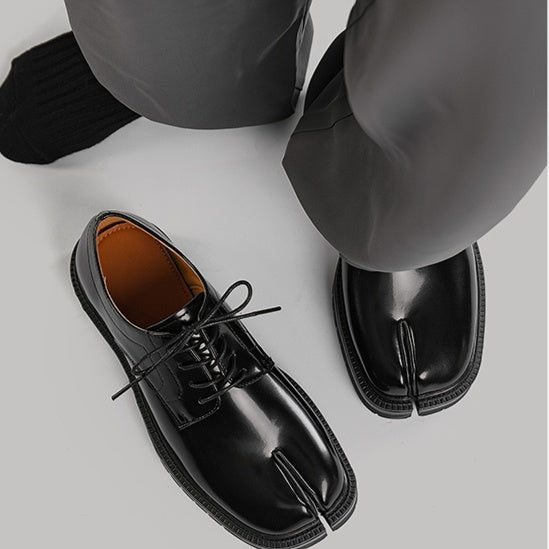 Customized Low-Cut Leather Shoes with Thick Sole and Split Toe Design - Casual Men's Footwear