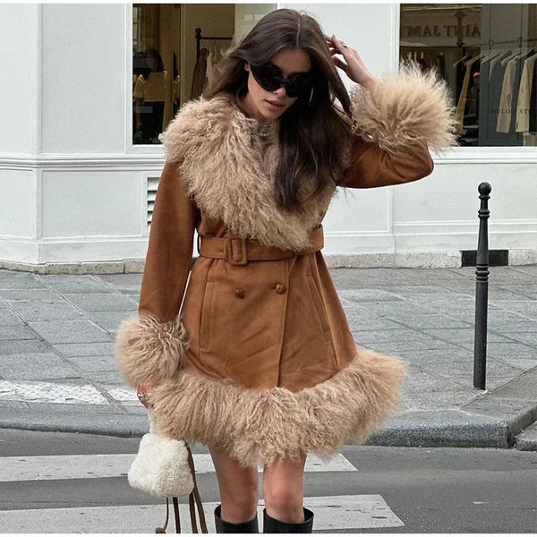 Classy Mid-length Retro Street Coat for Women in Light Brown Polyester - Loose Fit, Long Sleeve, Chic Vintage Style