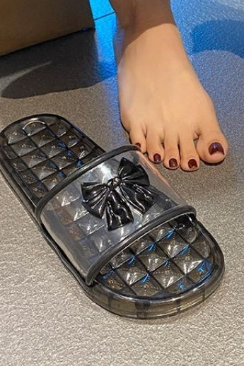 Crystal Clear Non-slip Women's Summer Slippers, PVC Flip-flops - Comfortable Vacation Footwear - Size 35-40 - Stylish and Durable