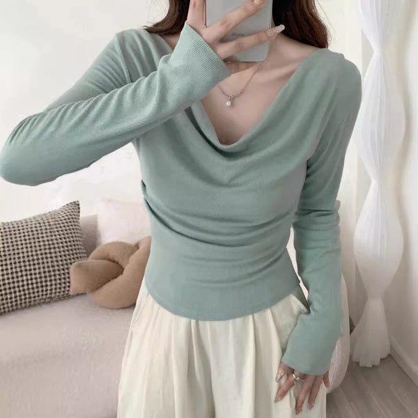 Chic One-Shoulder Women’s Top, Long Sleeve, Cold-Shoulder Style in Polyester Fabric - Stylish and Versatile Fall Fashion Piece