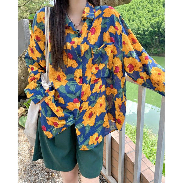 Trendy Loose Fit Patterned Top in Polyester - Long Sleeve Regular Style - Button Printing - Available in Multiple Sizes and Colors.