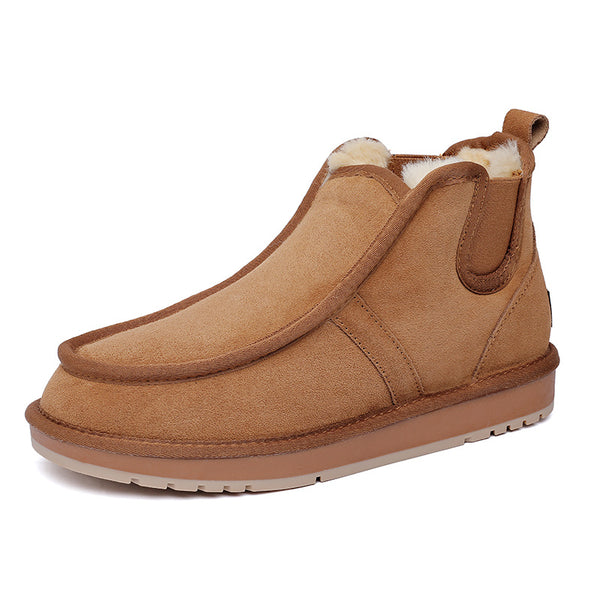 Cozy Snow-Ready Cotton Shoes with Enhanced Grip in Black. Warm, antiskid, and stylish winter footwear for men and women.