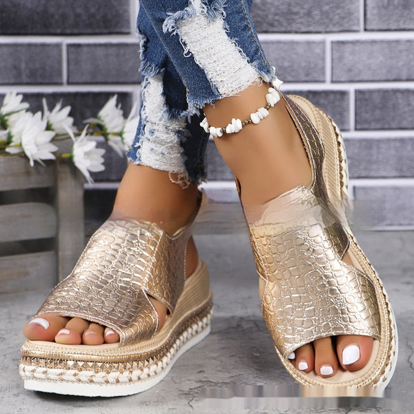 Stylish Crocodile Platform Sandals in Plus Size, Gold-toned Buckle Closure, Women's Fashion Footwear