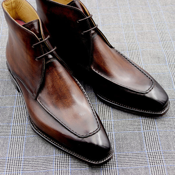 Handcrafted Men's Leather Boots with Durable Cowhide Soles & Custom Colors
